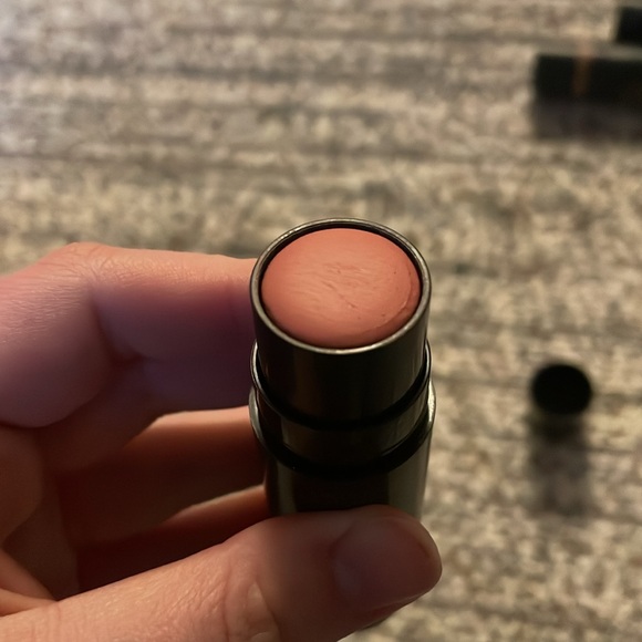 Nudestix Nudies Matte in Body Language - Picture 3 of 4